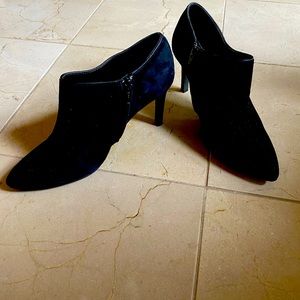 Black Antonio Melani low-cut bootie